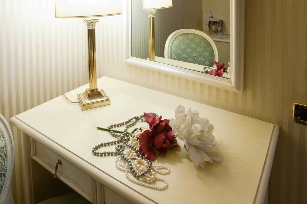 Hotel Hs Velence Kültér fotó